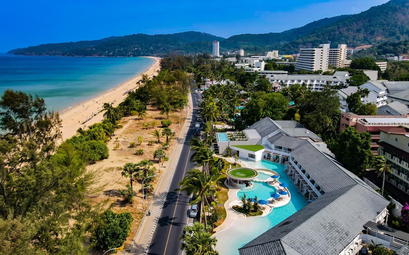 SUNDIP BEACH POOL BAR LAWN